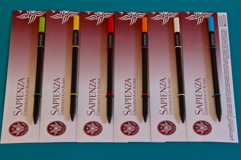 Perpetua non-toxic pencil complete with packaging - Sapienza Merchandising